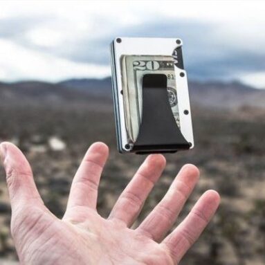 The best gadget for your pocket – The Ridge wallet [2017 Tech Wallet]